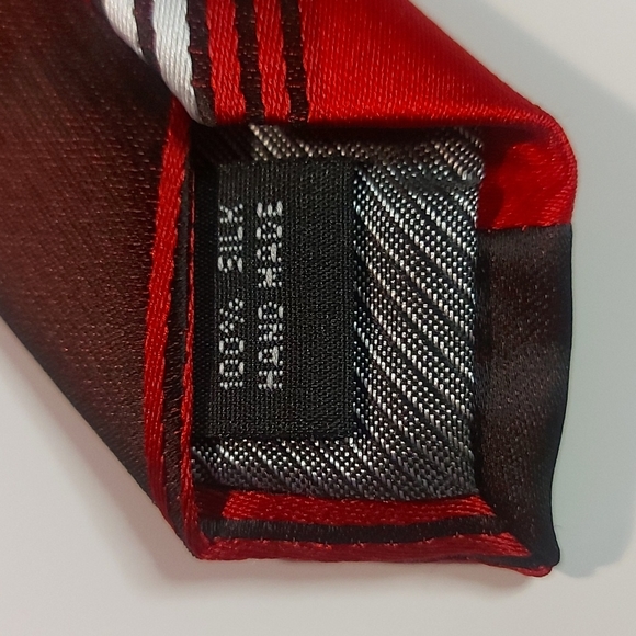 Isac 100% silk hand made tie - Picture 4 of 5